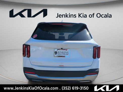 New 2026 Kia Sorento S w/ S Panoramic Sunroof Package image 4