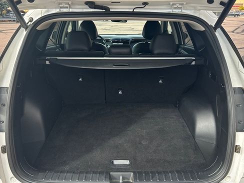 Used 2024 Hyundai Tucson Limited image 11