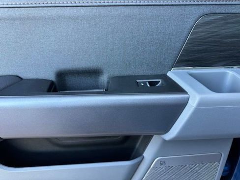 New 2025 Ford F150 Lariat w/ Equipment Group 502A High image 15