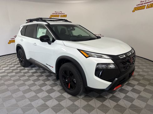 New 2026 Nissan Rogue SV AWD/4WD image 8