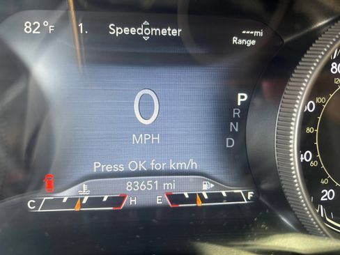 Used 2019 Jeep Cherokee Limited AWD/4WD image 10