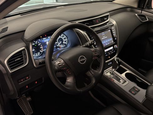 Used 2024 Nissan Murano SV w/ SV Midnight Edition Package AWD/4WD image 4