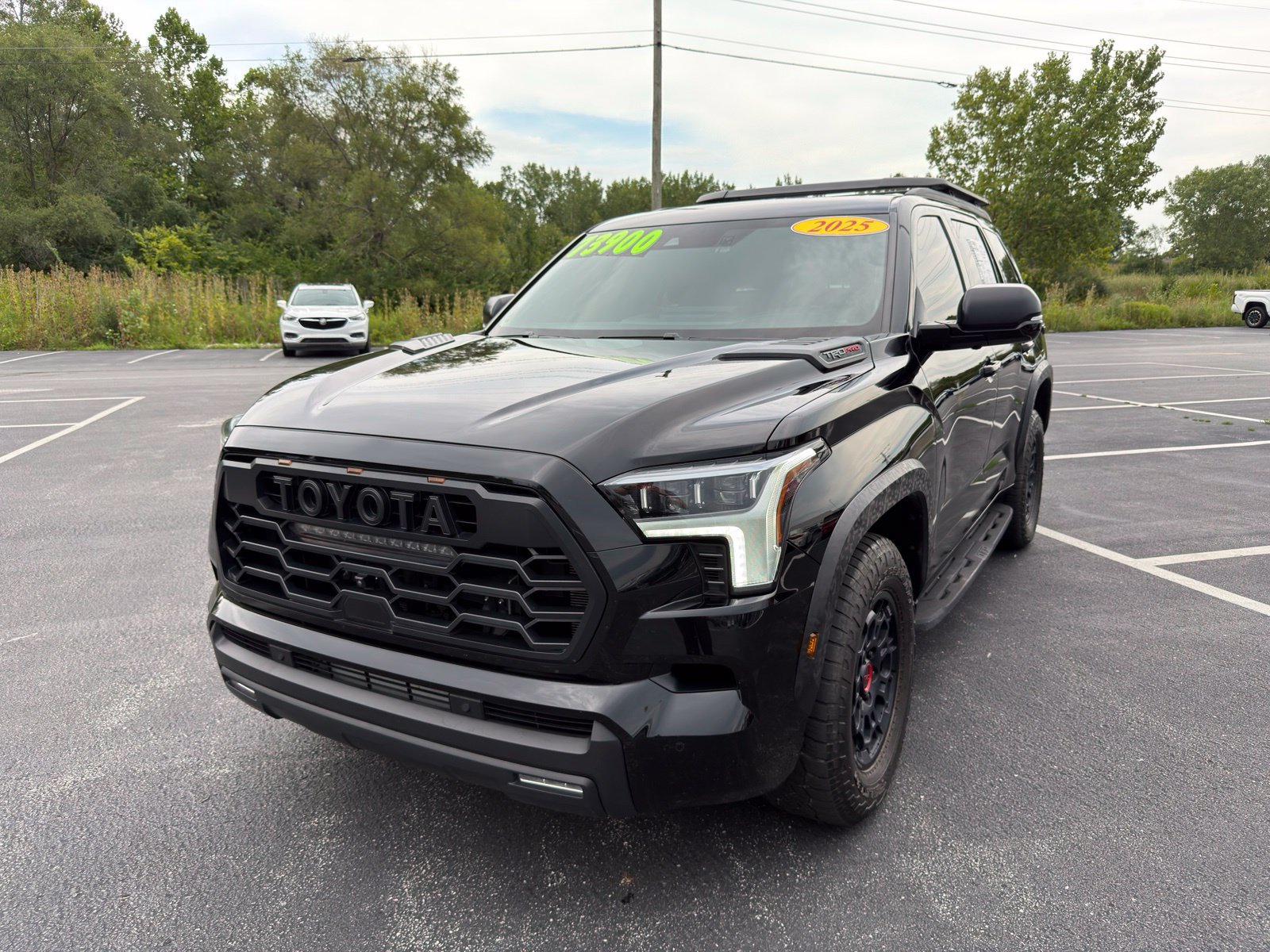 Used 2025 Toyota Sequoia TRD Pro AWD/4WD image 2