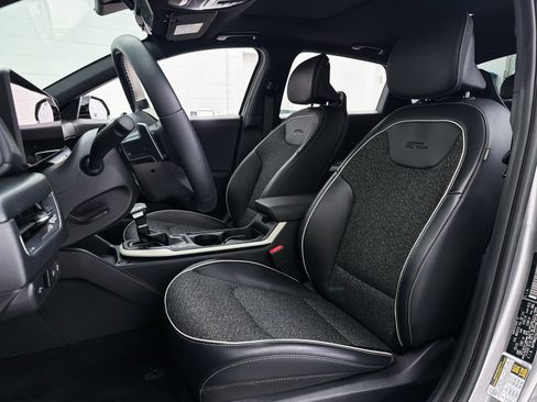 Certified 2025 Kia K4 GT-Line w/ GT-Line Sunroof Package FWD image 19