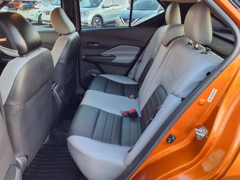 Used 2023 Nissan Kicks SR w/ SR Premium Package image 10