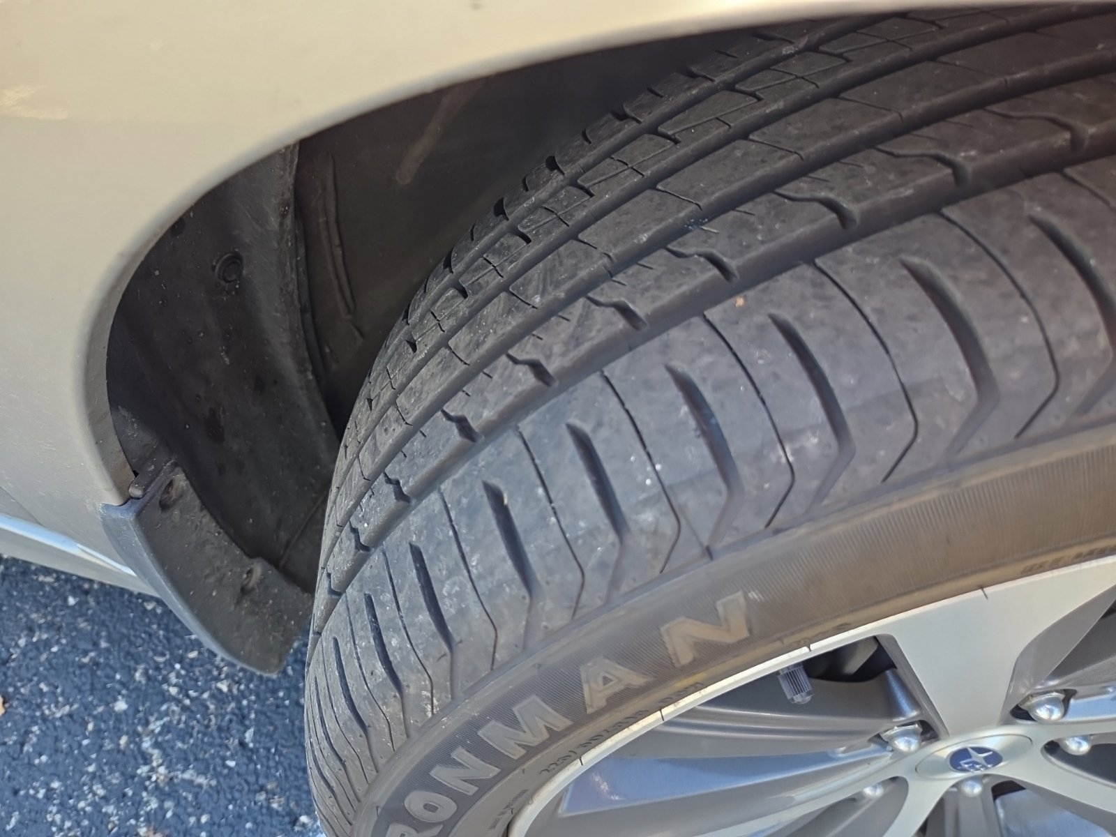 Used 2017 Subaru Legacy 2.5i Limited AWD/4WD image 15