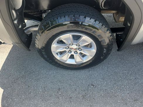 Certified 2026 GMC Sierra 1500 SLE AWD/4WD image 7