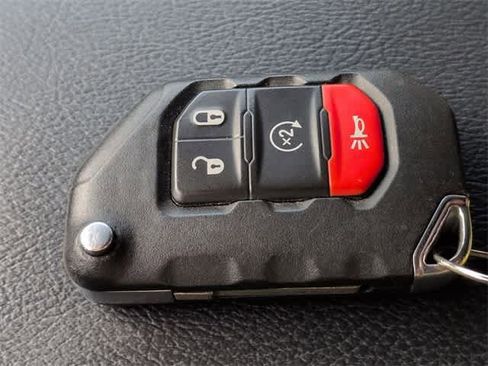 Used 2023 Jeep Wrangler Sahara w/ Cold Weather Group image 38