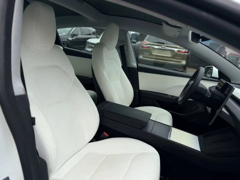 Used 2025 Tesla Model 3 Long Range RWD image 18