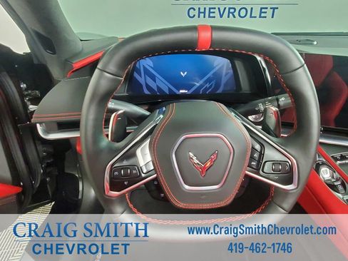 Used 2024 Chevrolet Corvette Stingray Premium Conv w/ Z51 Performance Package RWD image 16
