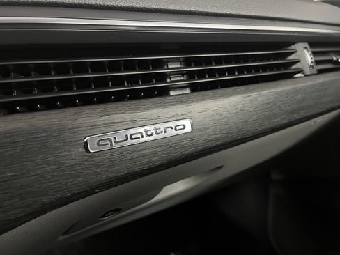 Used 2018 Audi A4 2.0T Prestige image 17