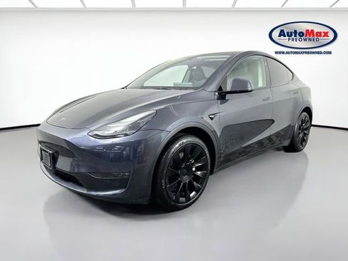 Used 2025 Tesla Model Y Long Range image 5