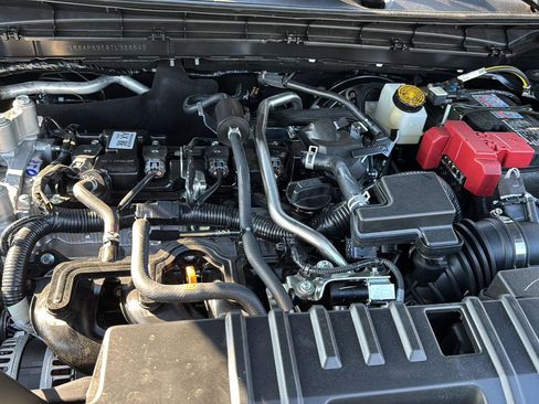 New 2026 Nissan Kicks S image 28