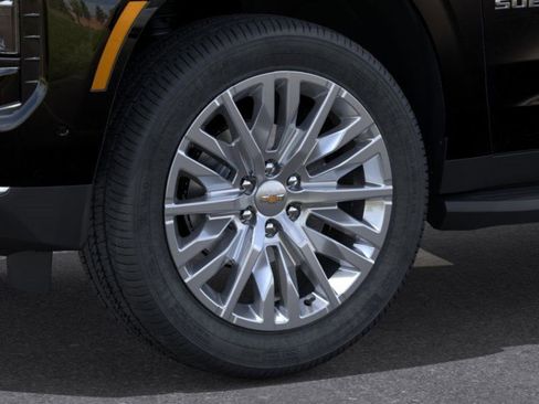 New 2026 Chevrolet Suburban LS image 9