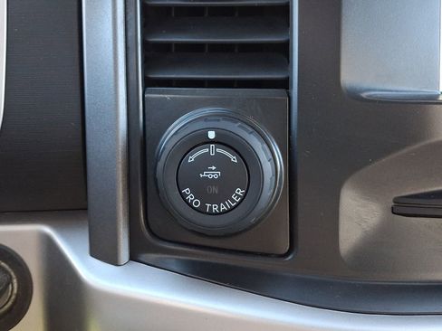 Used 2022 Ford F150 XLT w/ Trailer Tow Package image 24