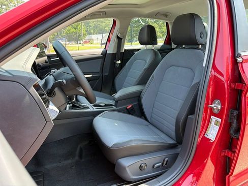 New 2026 Volkswagen Jetta SE FWD image 16