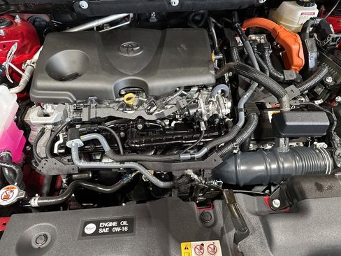 Used 2023 Toyota RAV4 LE image 21