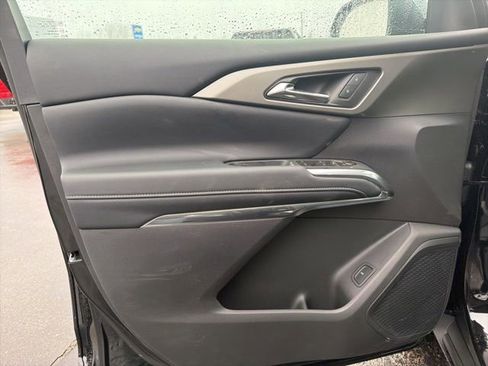New 2026 Chevrolet Traverse LT w/ Driver Confidence Package FWD image 21