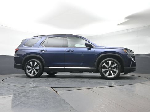 Certified 2024 Honda Pilot Touring image 36