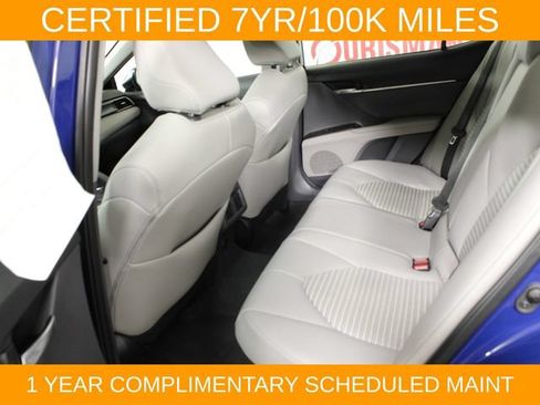 Used 2023 Toyota Camry SE w/ Cold Weather Package FWD image 14