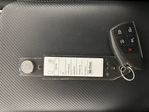 Certified 2025 Chevrolet Equinox LT w/ Convenience Package II AWD/4WD image 30