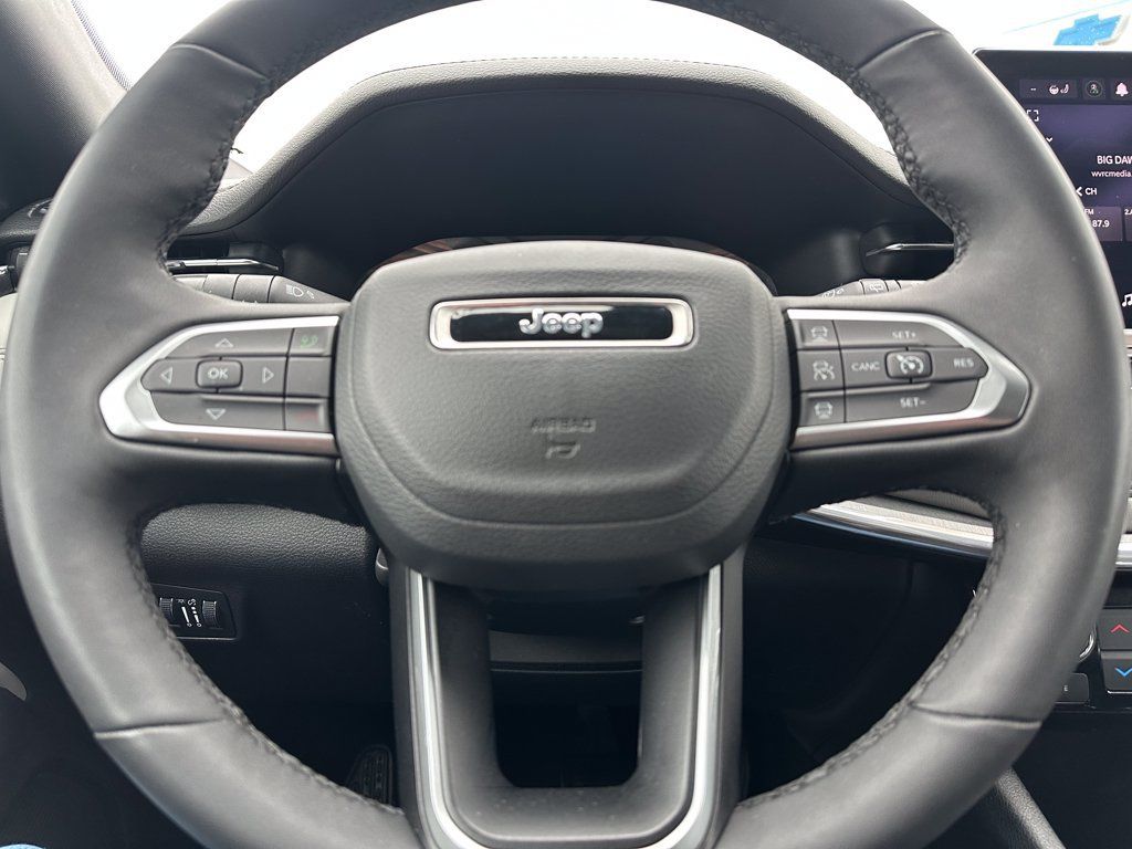 Used 2024 Jeep Compass Limited AWD/4WD image 31
