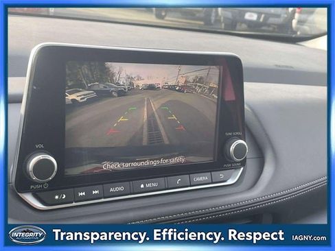 Certified 2024 Nissan Rogue S image 27