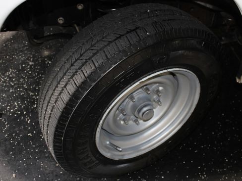 Used 2009 Ford E-150 and Econoline 150 RWD image 25