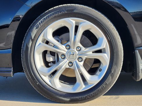 Certified 2024 Honda Accord LX image 11