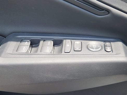 Used 2025 Honda Accord SE image 28