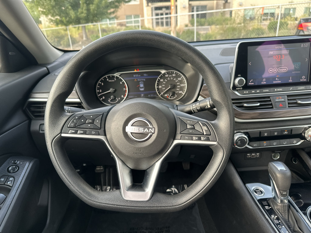 Used 2024 Nissan Altima 2.5 SV FWD image 22