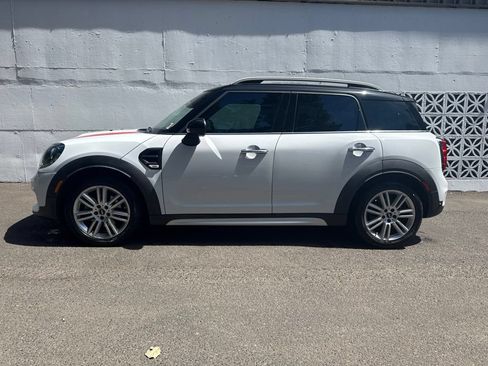 Used 2019 MINI Cooper Countryman FWD image 12