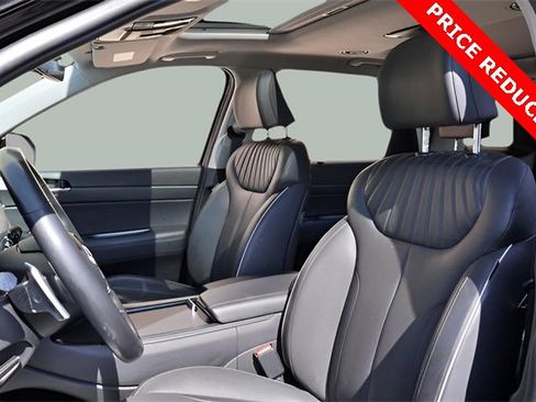 Used 2023 Hyundai Palisade Limited image 11