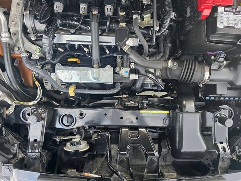 Used 2022 Nissan Kicks SV FWD image 53