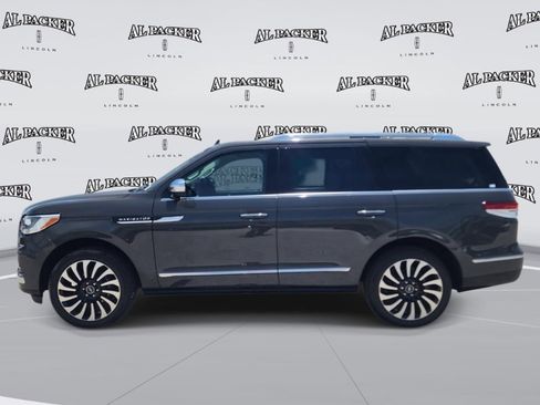 Used 2022 Lincoln Navigator Black Label AWD/4WD image 2