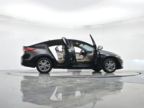 Used 2018 Hyundai Elantra SEL FWD image 50
