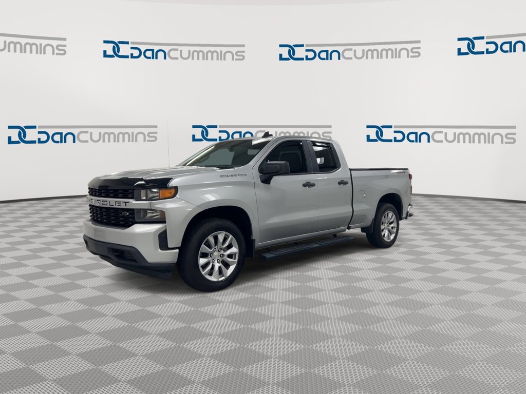 Used 2020 Chevrolet Silverado 1500 Custom w/ Custom Value Package AWD/4WD image 4