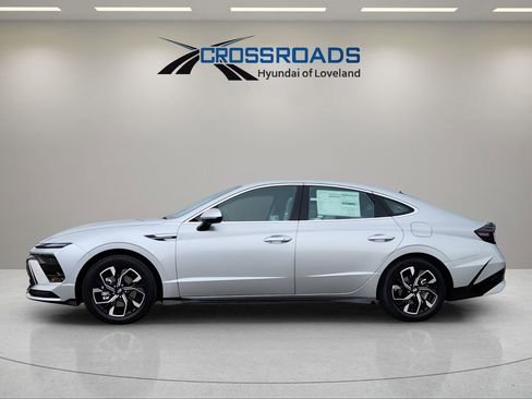 Used 2024 Hyundai Sonata SEL image 2