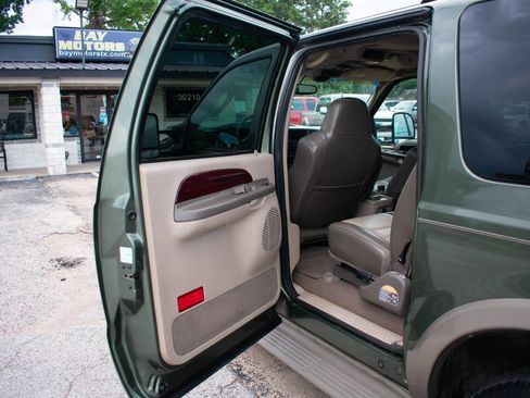 Used 2003 Ford Excursion Eddie Bauer image 23
