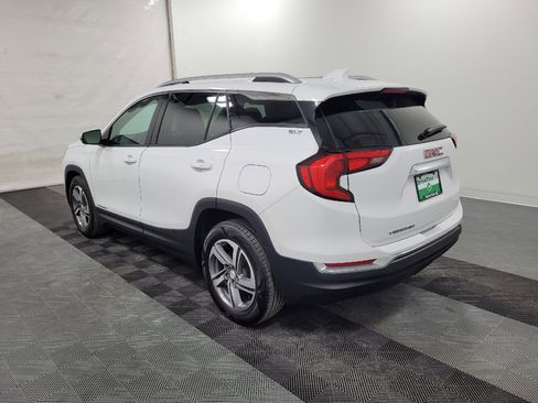 Used 2020 GMC Terrain SLT image 3