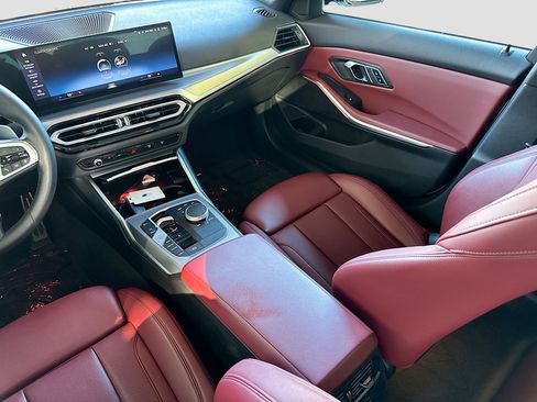 Certified 2023 BMW 330i Sedan w/ M Sport Package image 23