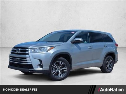 Used 2017 Toyota Highlander LE