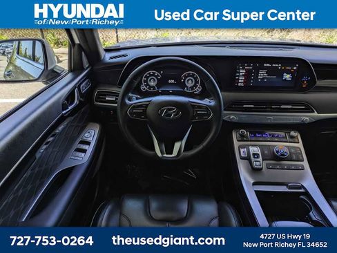 Used 2022 Hyundai Palisade Calligraphy w/ Winter Package image 24