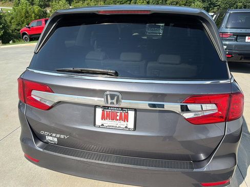 Used 2019 Honda Odyssey LX image 4
