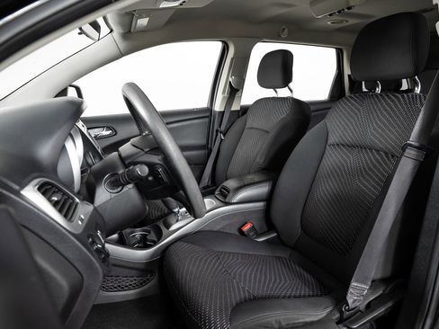 Used 2016 Dodge Journey SXT w/ Comfort/Convenience Group image 15