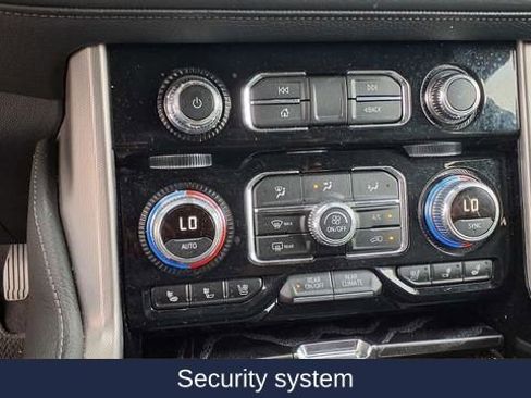 Used 2024 GMC Yukon XL Denali RWD image 19