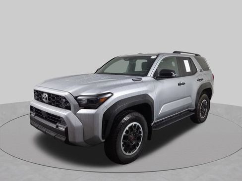 Used 2025 Toyota 4Runner TRD Off-Road AWD/4WD image 2