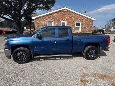 Used 2016 Chevrolet Silverado 1500 LT w/ All Star Edition image 4