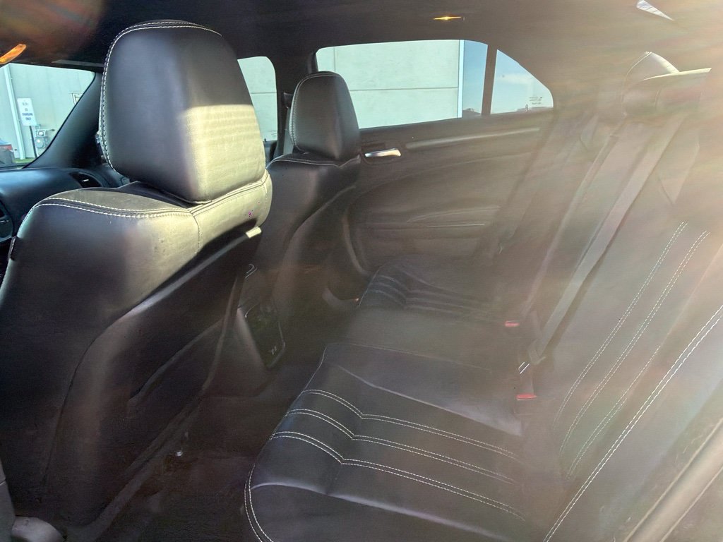Used 2016 Chrysler 300 S w/ 300S Premium Group AWD/4WD image 9
