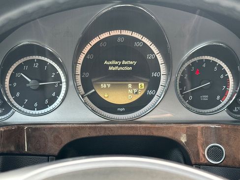 Used 2012 Mercedes-Benz E 350 Sedan image 32